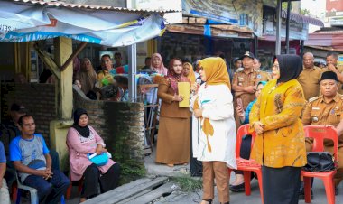 Pemkab Labuhanbatu Berikan Bantuan kepada Korban Kebakaran