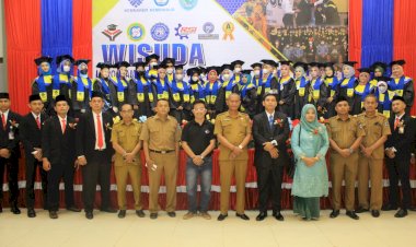 Wisuda Yayasan Intermedia Jaya Utama Sekolah Intermedia Business Scholl dan Study Com Indonesia College Labuhanbatu Berjalan Sukses dan Lancar