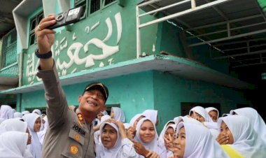 Kapolres Pelabuhan Belawan Ajak Siswa Siswi MTS 5 Al-Jamiatul Wasliah Jauhi Narkoba Dan Kenakalan Remaja