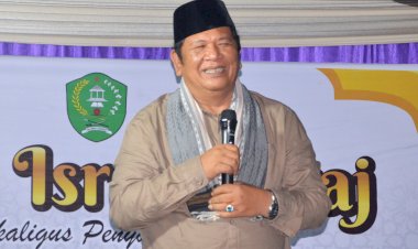 Walikota Hadiri Safari Isra Mi'raj, Masyarakat; Jalan Kami Sekarang Terang Benderang