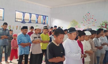 Murid SDN Nomor 101739 Sei Mencirim diajarkan Doa dan Sholat Dhuha