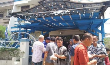 Demokrat Medan Berbagi Jum'at Barokah Menyapa Warga