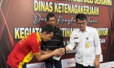 Karutan Kelas 1 Medan Memberi Upah Kepada Warga Binaan