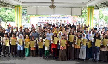 Penyerahan Hadiah HUT Kota Padangsidimpuan ke–22 Tahun 2023