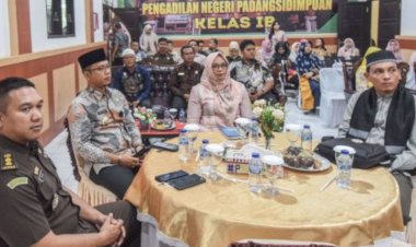 Sekdako Hadiri Halal Bi Halal Keluarga Besar PN Padangsidimpuan