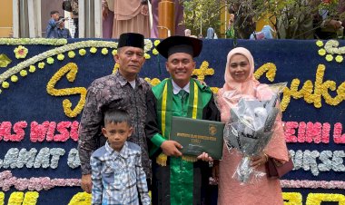 Wisudawan Fahmi Huseini Lubis Bersyukur Kuliah di UISU: Peraih Beasiswa Yayasan Prestasi Tahfizh 30 Juz, Tempa Softskill Leadership