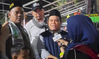 Pawai Obor Parade Sambut Ramadhan yang Digelar oleh Aliansi Ormas Islam Sumatera Utara di Masjid Raya Al Matsum Berjalan Meriah
