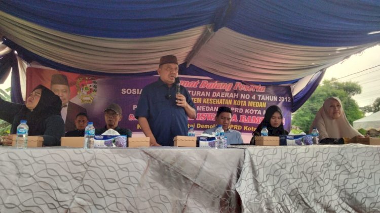 Sosialisasi Perda Kesehatan, Iswanda Ramli Disambut Antusias Ibu-ibu Pengajian Gg. Famili